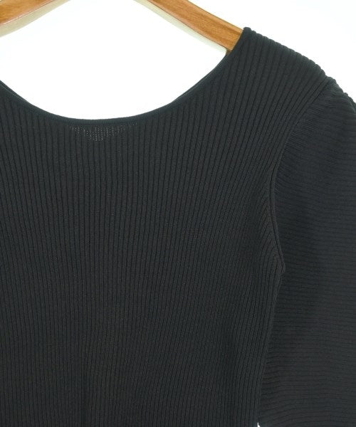 BEATRICE เสื้อกันหนาว