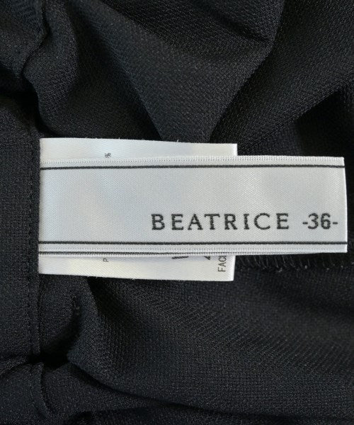 BEATRICE กางเกงขาสั้น