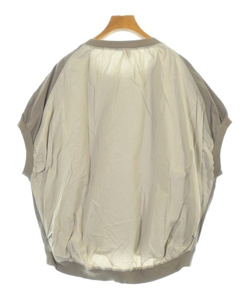 BEATRICE เสื้อยืด/เสื้อท็อปส์
