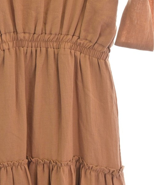 Supreme.La.La. ชุดเดรส