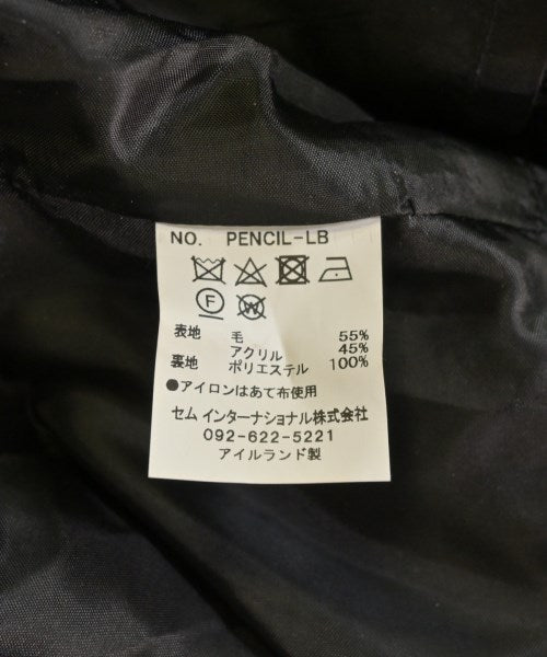 john branigan กระโปรงยาวถึงเข่า