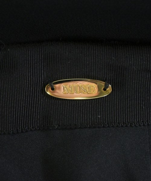 MUSE de Deuxieme Classe กระโปรงยาวถึงเข่า