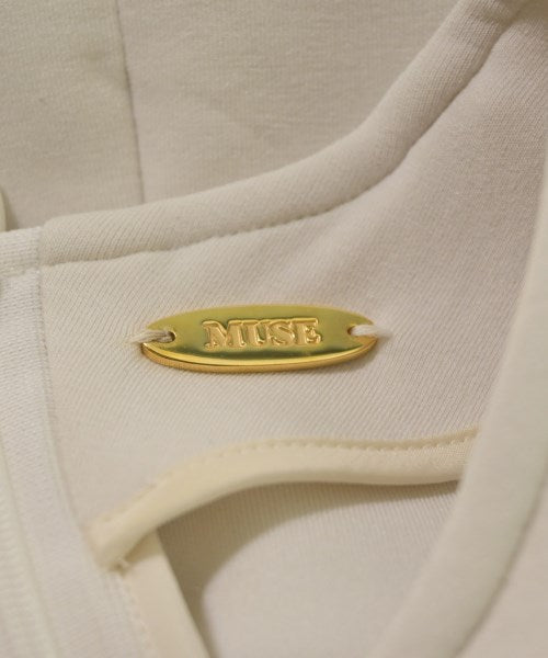 MUSE de Deuxieme Classe เสื้อยืด/เสื้อท็อปส์