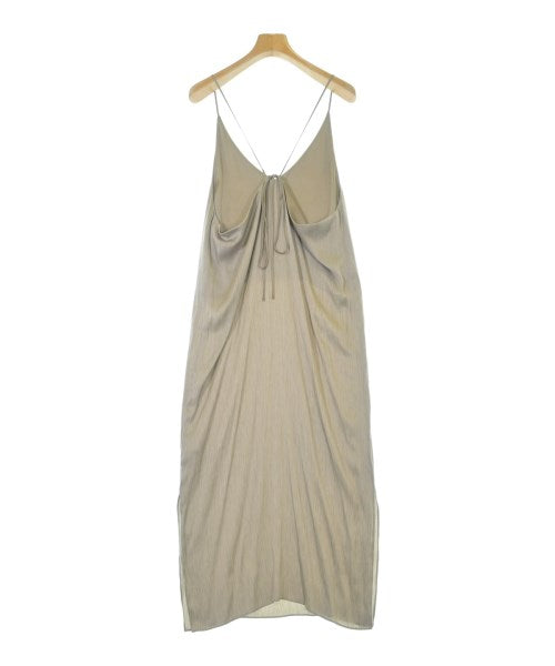 SALON adam et rope ชุดเดรส