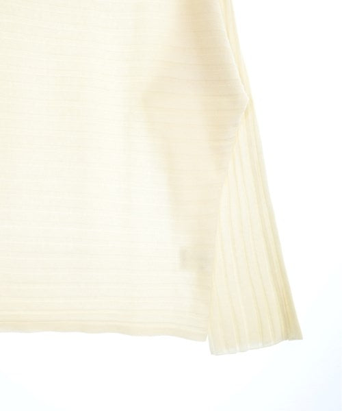 FONCE เสื้อกันหนาว