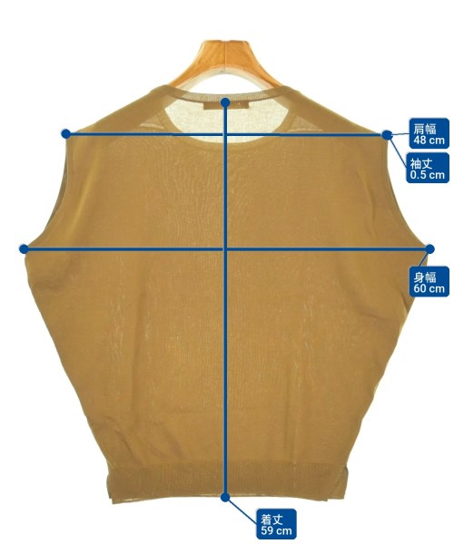 FONCE เสื้อแขนกุด