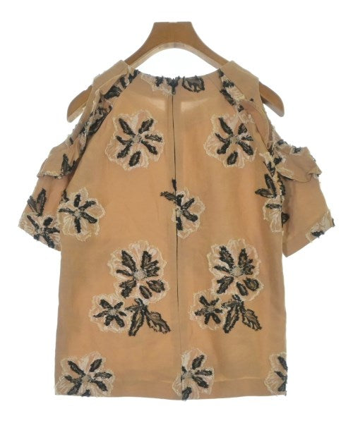 MURRAL เสื้อสตรี