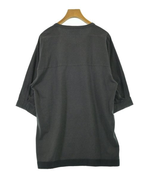 CINOH เสื้อยืด/เสื้อท็อปส์