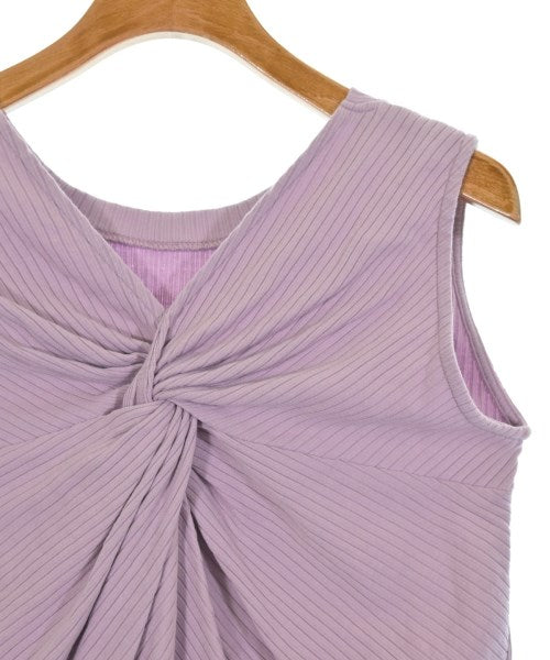 The Virgnia เสื้อแขนกุด