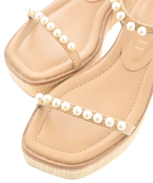 Le Talon รองเท้าแตะ