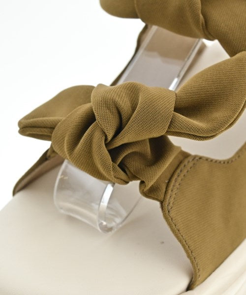 Le Talon รองเท้าแตะ