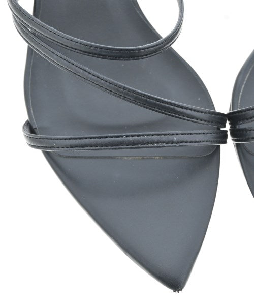 Le Talon รองเท้าแตะ