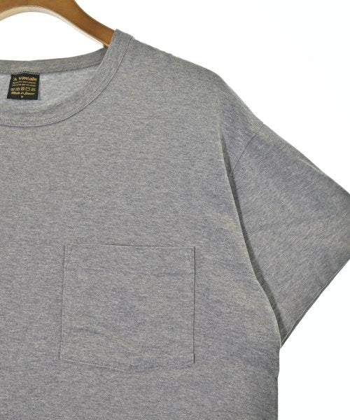A VONTADE เสื้อยืด/เสื้อท็อปส์