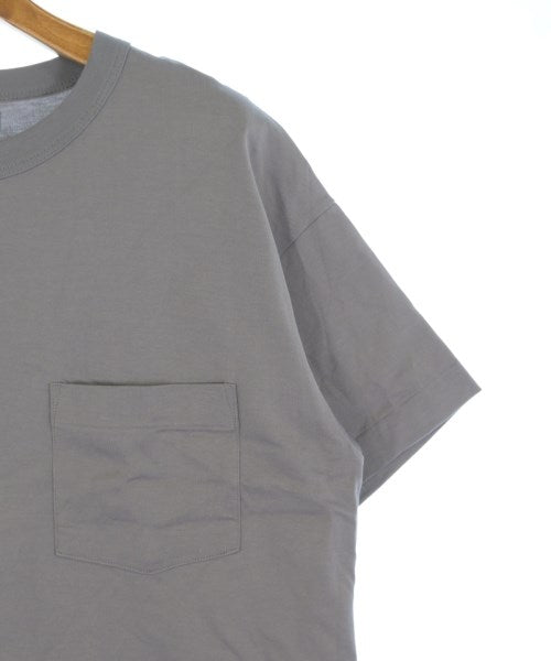 A VONTADE เสื้อยืด/เสื้อท็อปส์