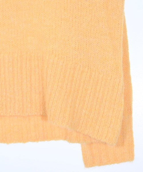 Lugnoncure เสื้อกันหนาว