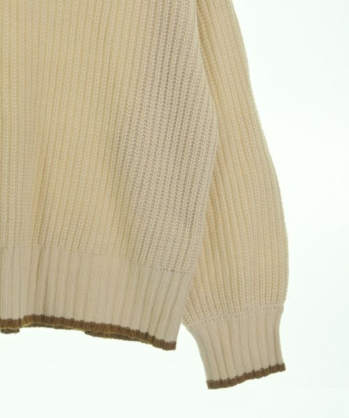 Lugnoncure เสื้อกันหนาว