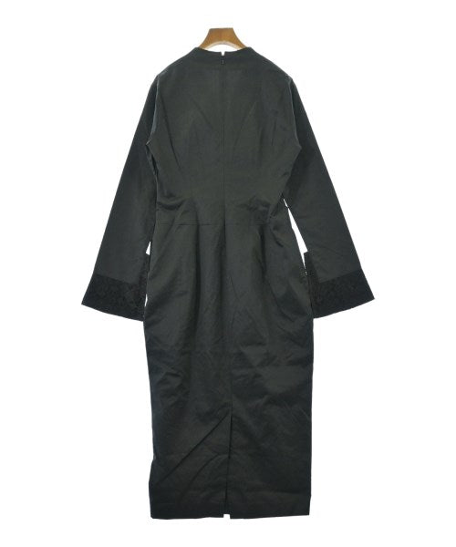 ASTRAET ชุดเดรส