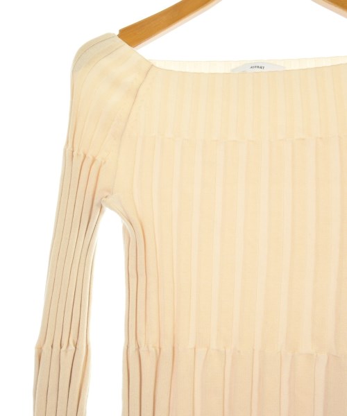 ASTRAET เสื้อกันหนาว