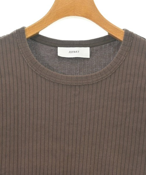 ASTRAET เสื้อยืด/เสื้อท็อปส์