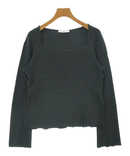 ASTRAET เสื้อยืด/เสื้อท็อปส์