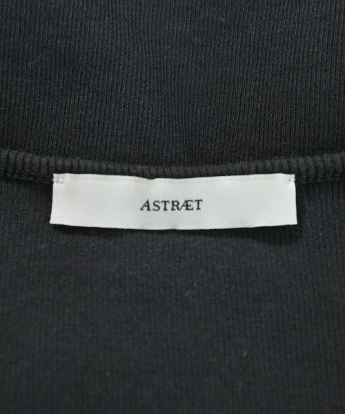 ASTRAET เสื้อยืด/เสื้อท็อปส์