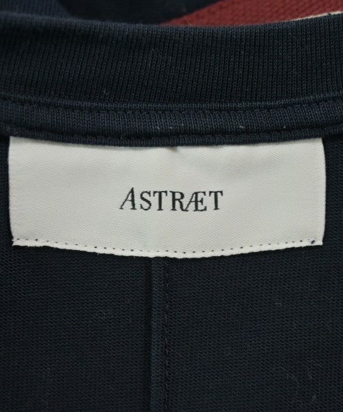ASTRAET เสื้อยืด/เสื้อท็อปส์