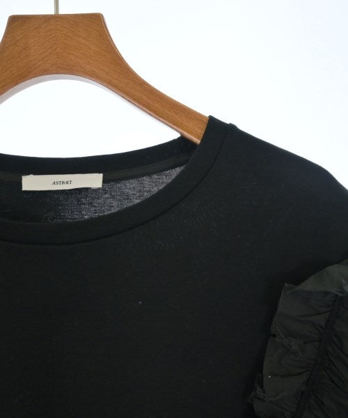 ASTRAET เสื้อยืด/เสื้อท็อปส์