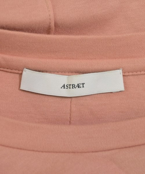 ASTRAET เสื้อยืด/เสื้อท็อปส์
