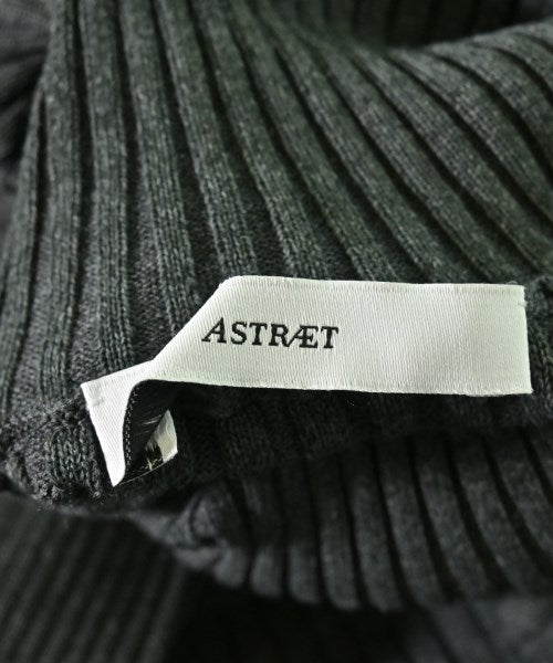 ASTRAET เสื้อกันหนาว