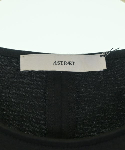 ASTRAET เสื้อยืด/เสื้อท็อปส์