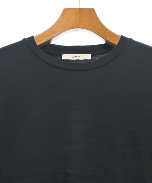 ASTRAET เสื้อยืด/เสื้อท็อปส์