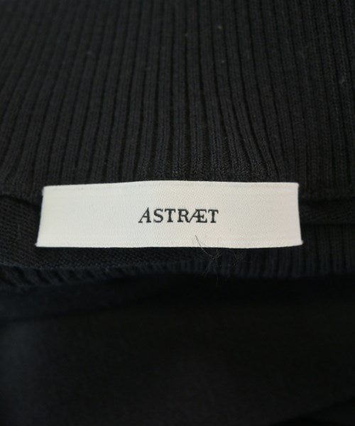ASTRAET เสื้อกันหนาว