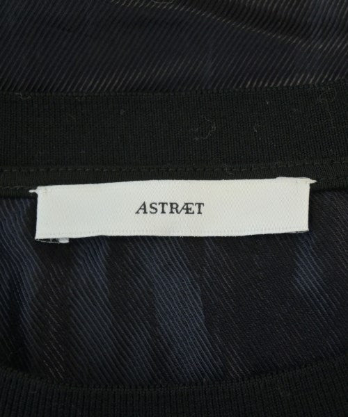 ASTRAET เสื้อยืด/เสื้อท็อปส์