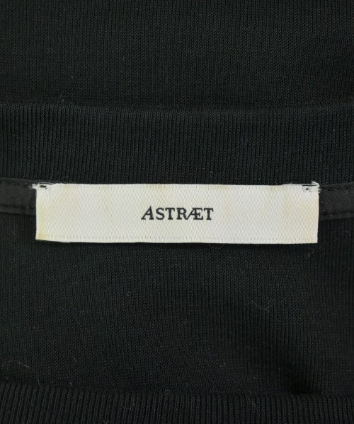 ASTRAET เสื้อยืด/เสื้อท็อปส์