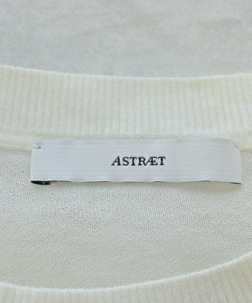 ASTRAET เสื้อแขนกุด