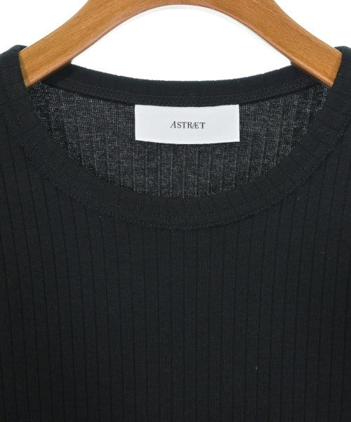 ASTRAET เสื้อยืด/เสื้อท็อปส์