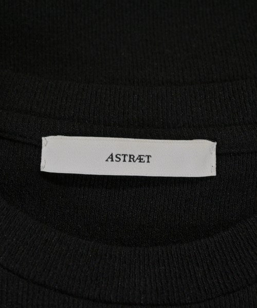 ASTRAET เสื้อยืด/เสื้อท็อปส์