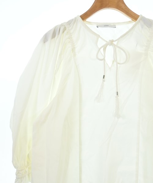 ASTRAET เสื้อสตรี