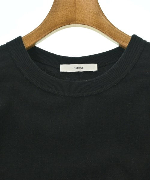 ASTRAET เสื้อยืด/เสื้อท็อปส์
