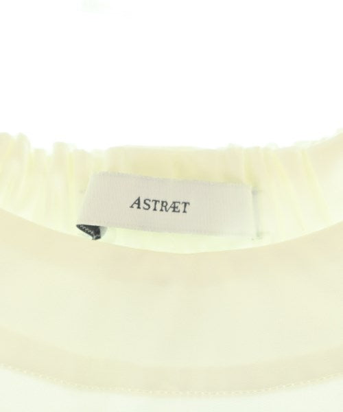 ASTRAET เสื้อลำลอง