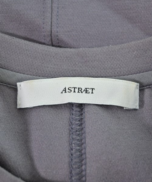 ASTRAET เสื้อยืด/เสื้อท็อปส์