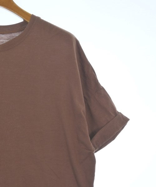 upper hights เสื้อยืด/เสื้อท็อปส์