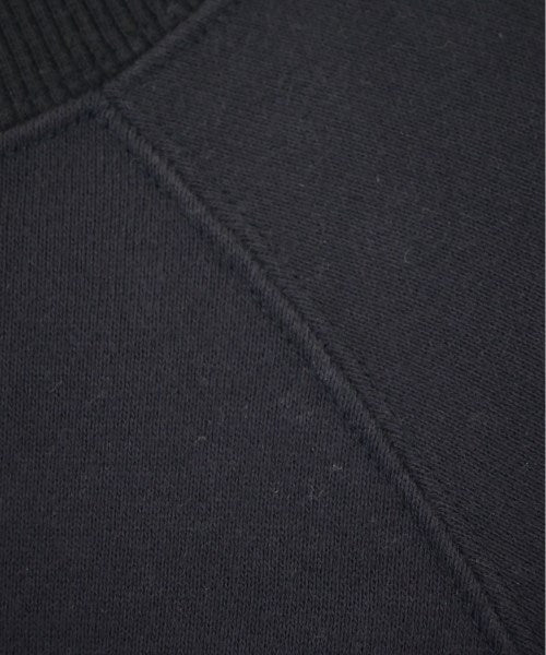 upper hights เสื้อสเวตเตอร์