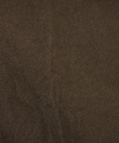 upper hights เสื้อยืด/เสื้อท็อปส์