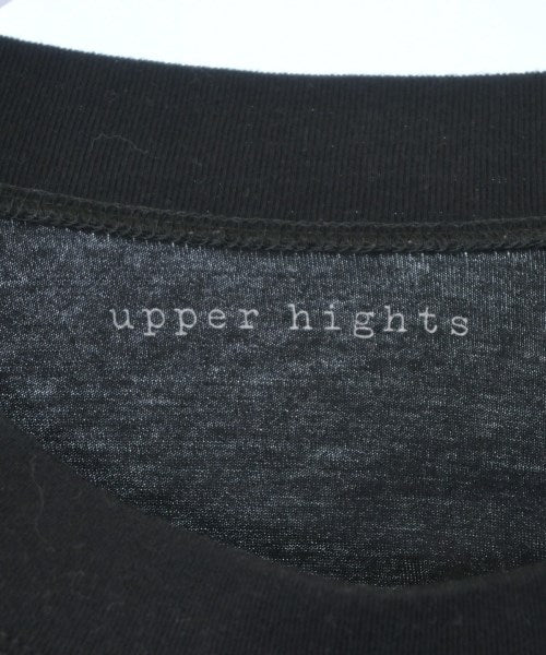 upper hights เสื้อยืด/เสื้อท็อปส์