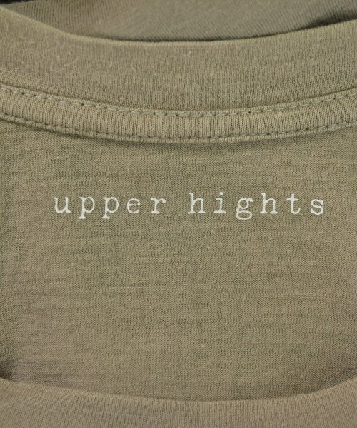 upper hights เสื้อยืด/เสื้อท็อปส์