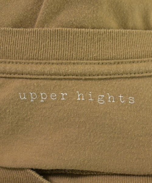 upper hights เสื้อยืด/เสื้อท็อปส์