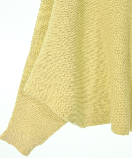 haupia เสื้อกันหนาว