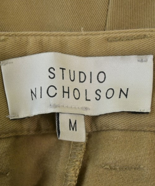 STUDIO NICHOLSON ชิโน่
