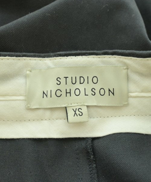 STUDIO NICHOLSON ชิโน่